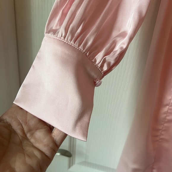Barbie pink adorable satin dress with tie waist size small - Picture 3 of 6